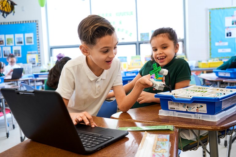 LEGO Education WeDo 2.0